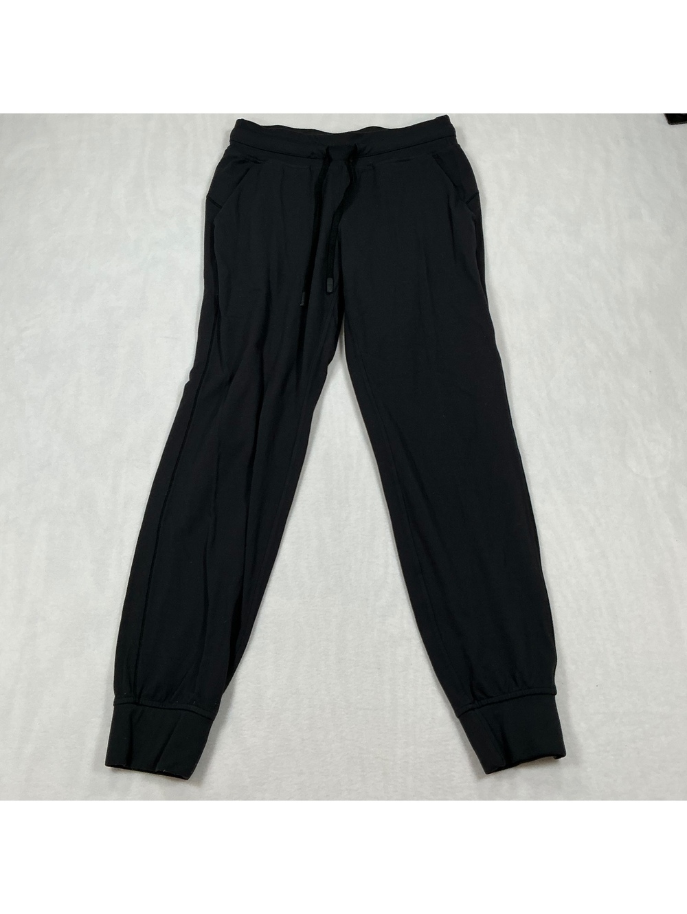 Lululemon Black Jogger Pants Women’s Size 6‎ Drawstring Tapered Pockets